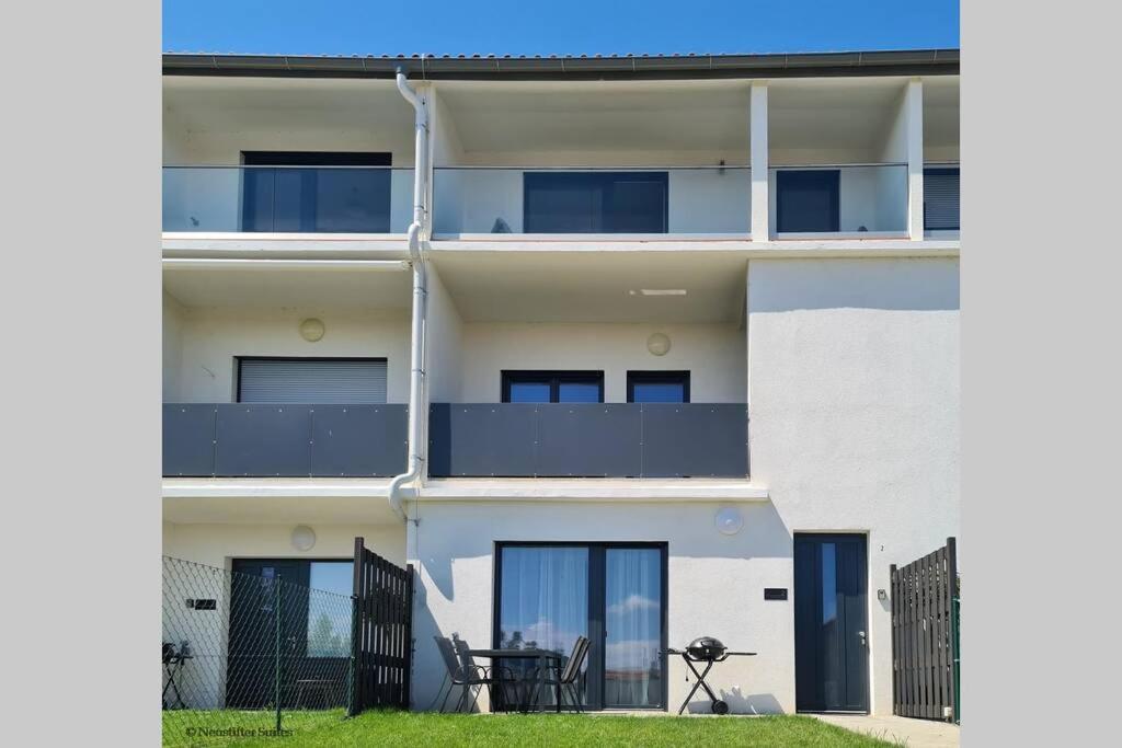 Family Suite Mörbisch am See Exterior foto